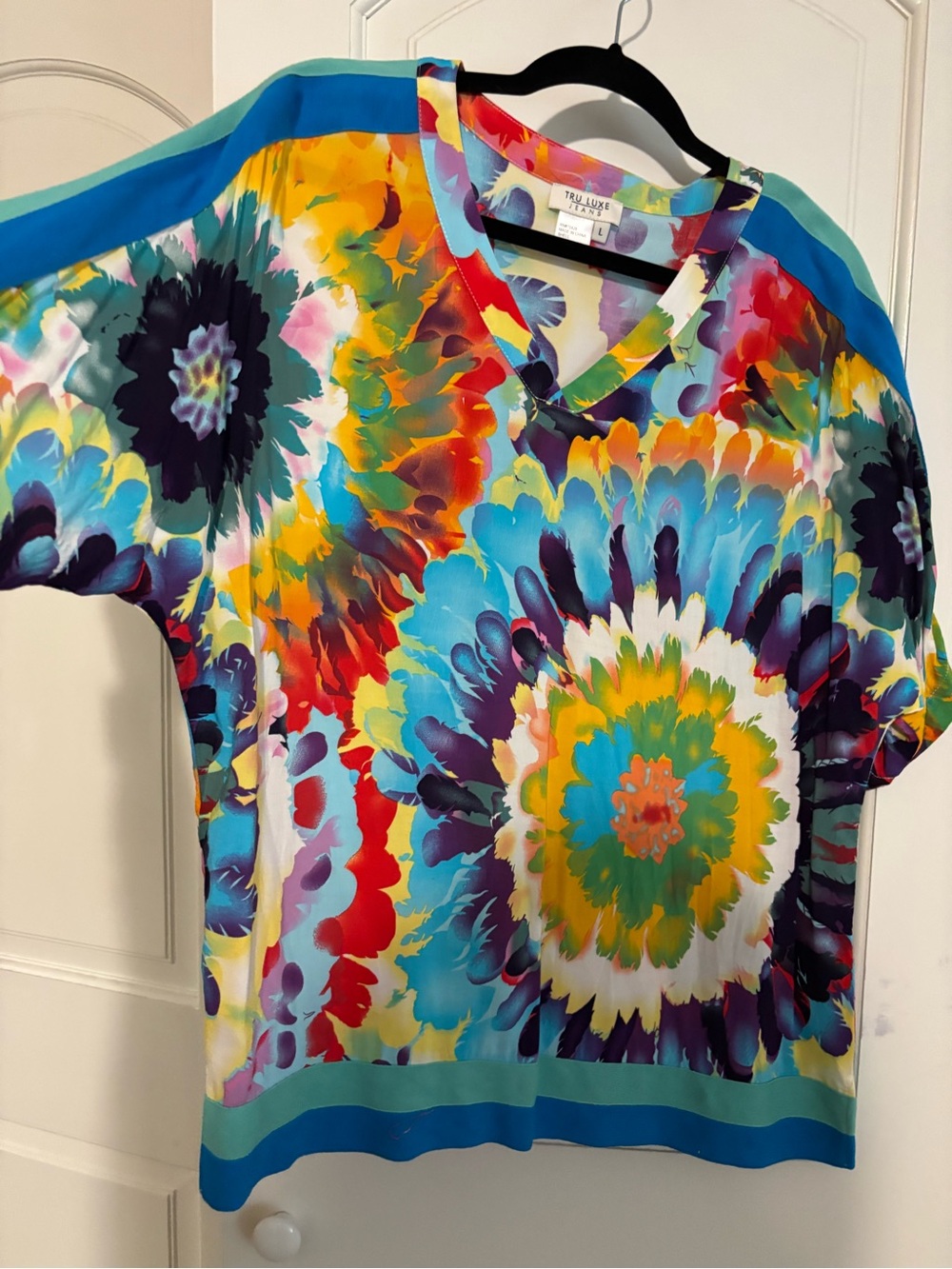 Tru Luxe Jeans Multicolor Floral Tie-Dye Top